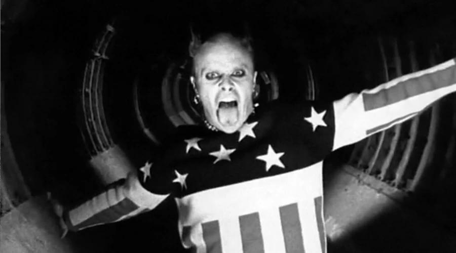 The Prodigy - Firestarter (1996)